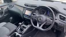 Nissan Qashqai 1.2 DiG-T N-Connecta 5dr Petrol Hatchback